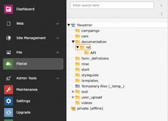 Seitenmenü, das verschiedene Bereiche anzeigt, darunter „Dashboard“, „Web“, „Seitenverwaltung“, „Datei“ und „Admin-Tools“. Der Abschnitt „Dateiliste“ zeigt eine Verzeichnisstruktur mit Ordnern wie „fileadmin“, „dokumentation“ und „benutzer_upload“.