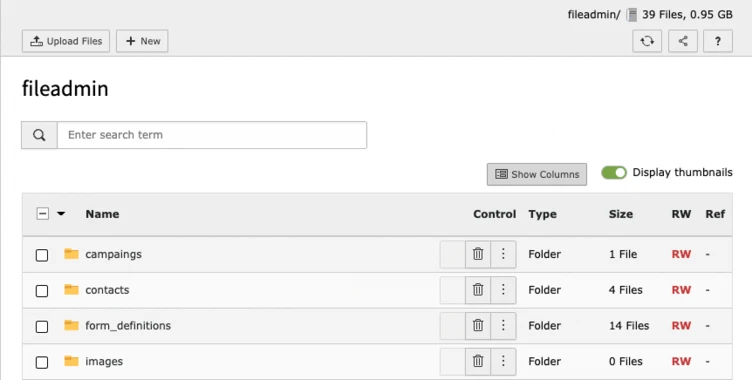 File management interface displaying folders named "campaigns," "contacts," "form_definitions," and "images," along with their respective file counts and permissions. The total number of files is 39, occupying 0.95 GB of storage.